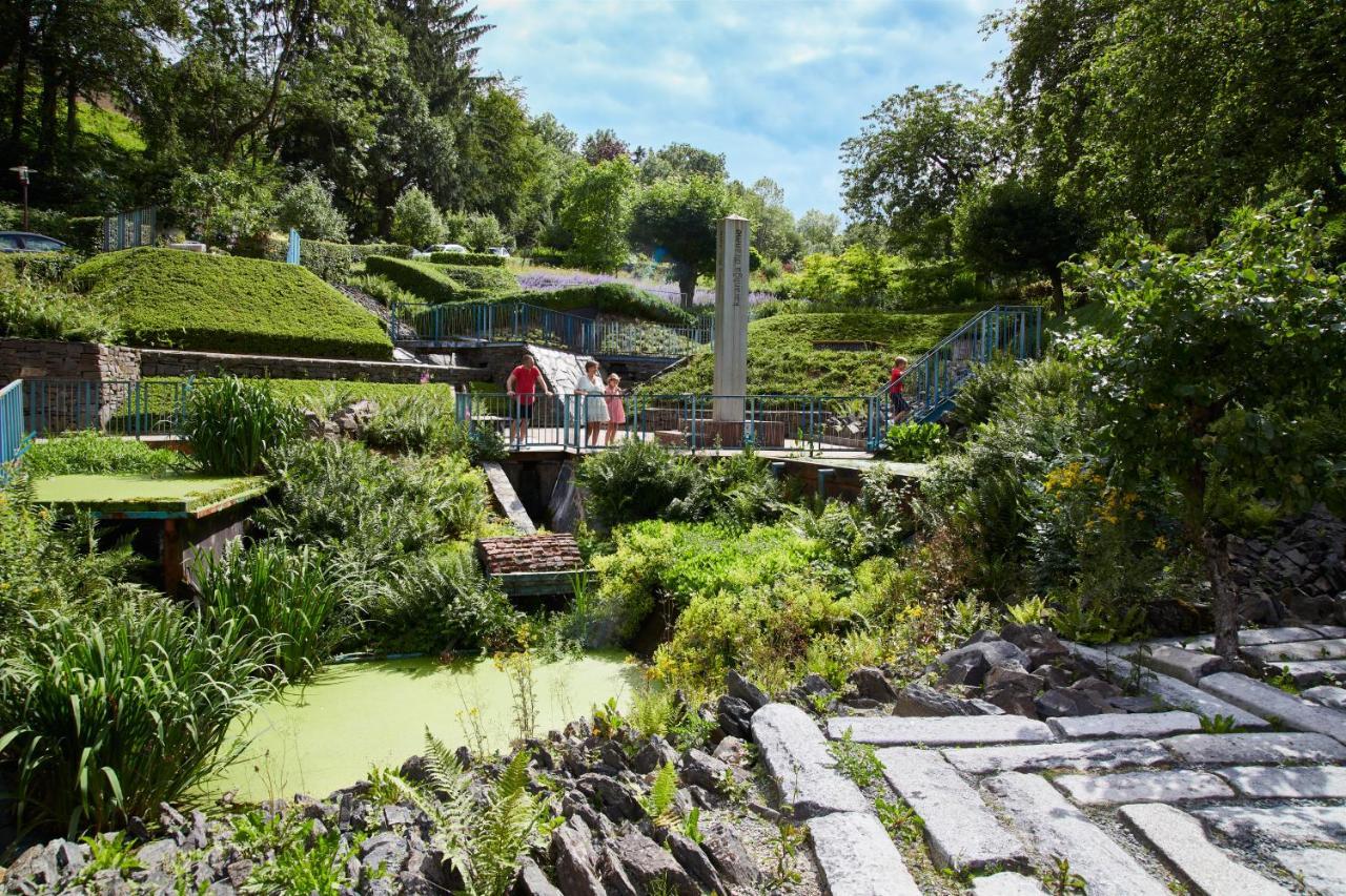 Hotel-Restaurant Beim Schlass Wiltz Eksteriør billede