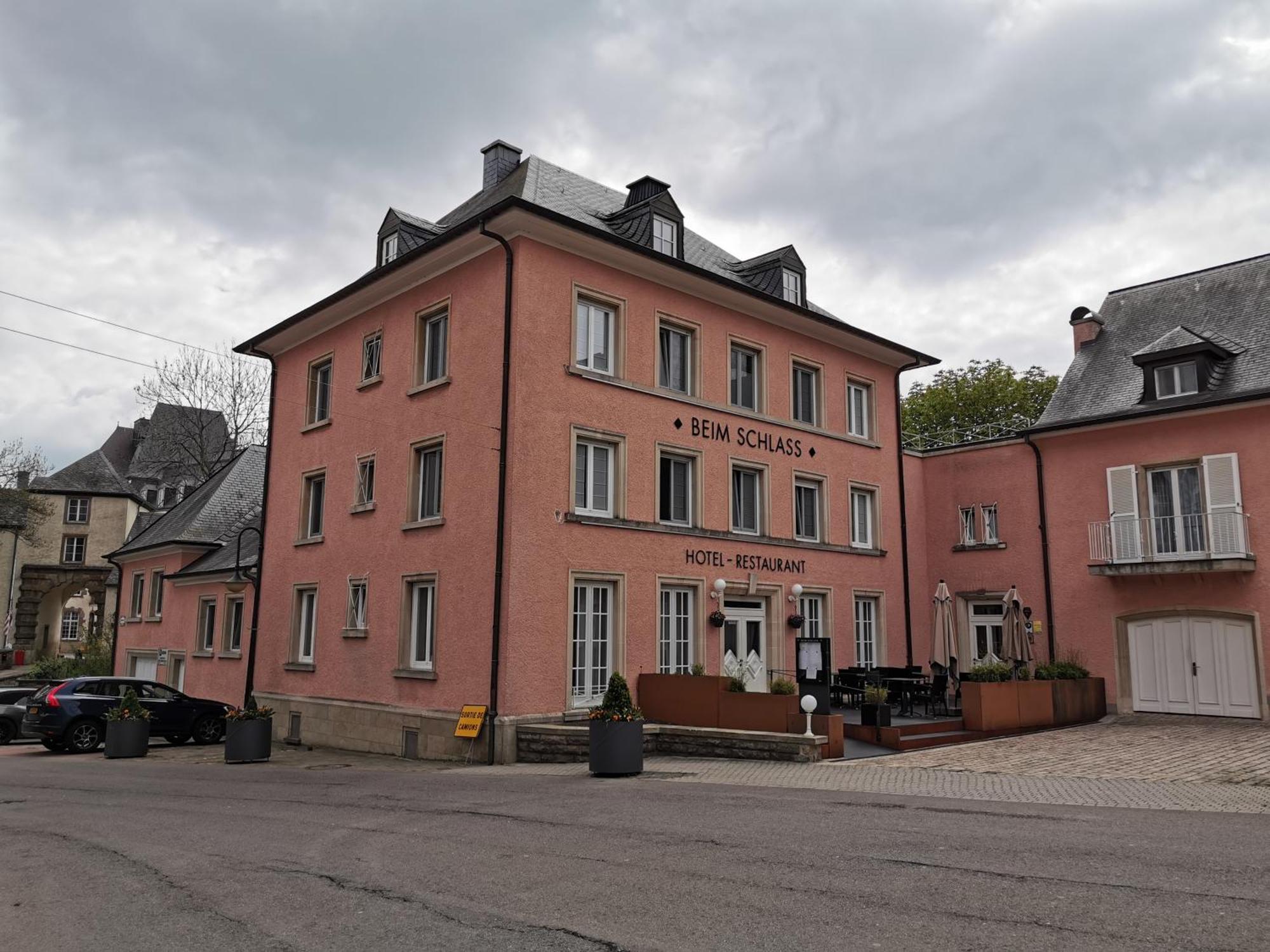 Hotel-Restaurant Beim Schlass Wiltz Eksteriør billede