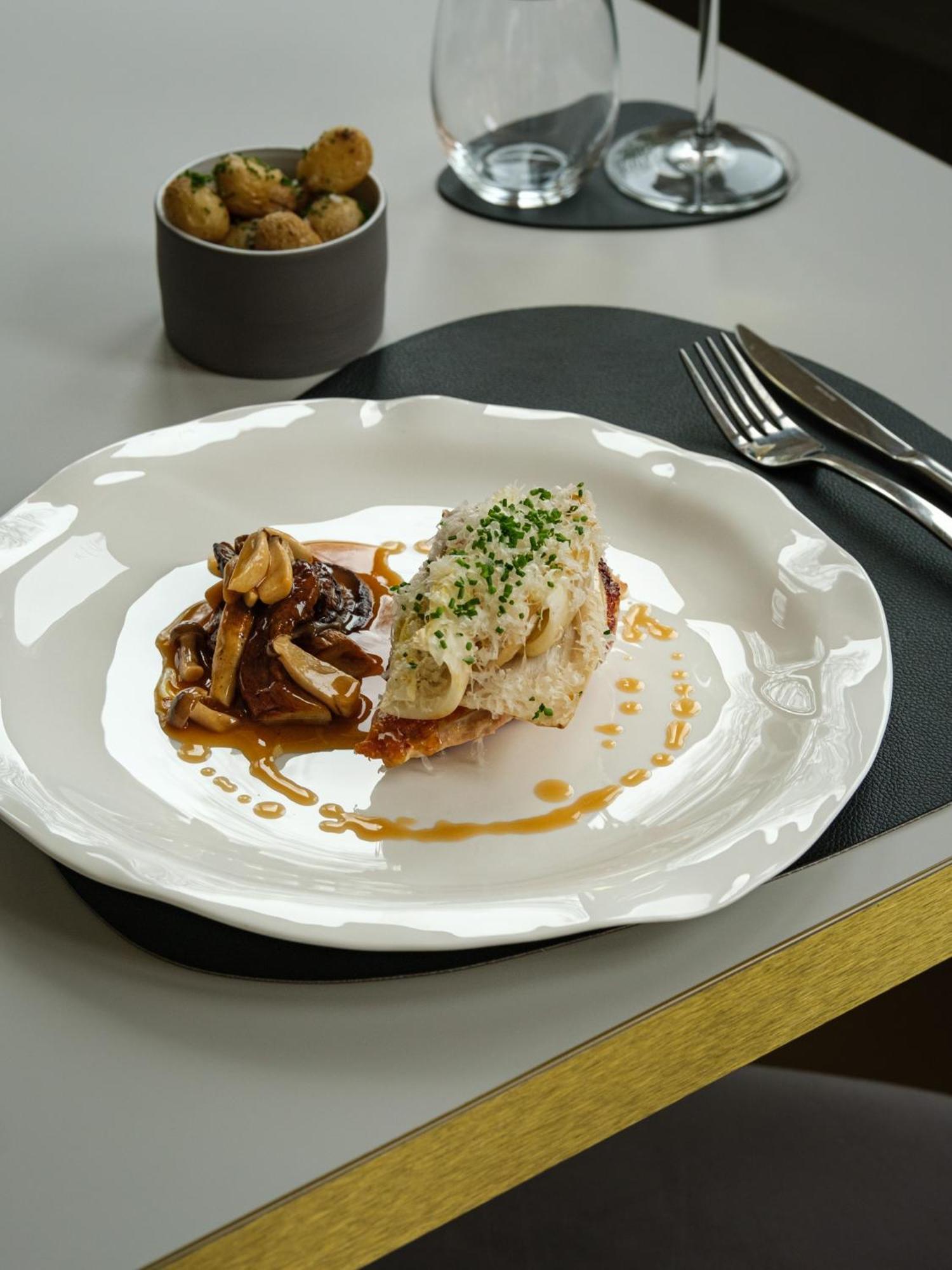 Hotel-Restaurant Beim Schlass Wiltz Eksteriør billede