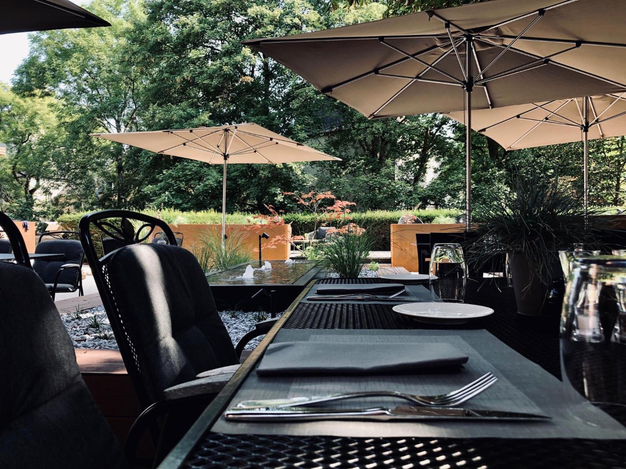 Hotel-Restaurant Beim Schlass Wiltz Eksteriør billede